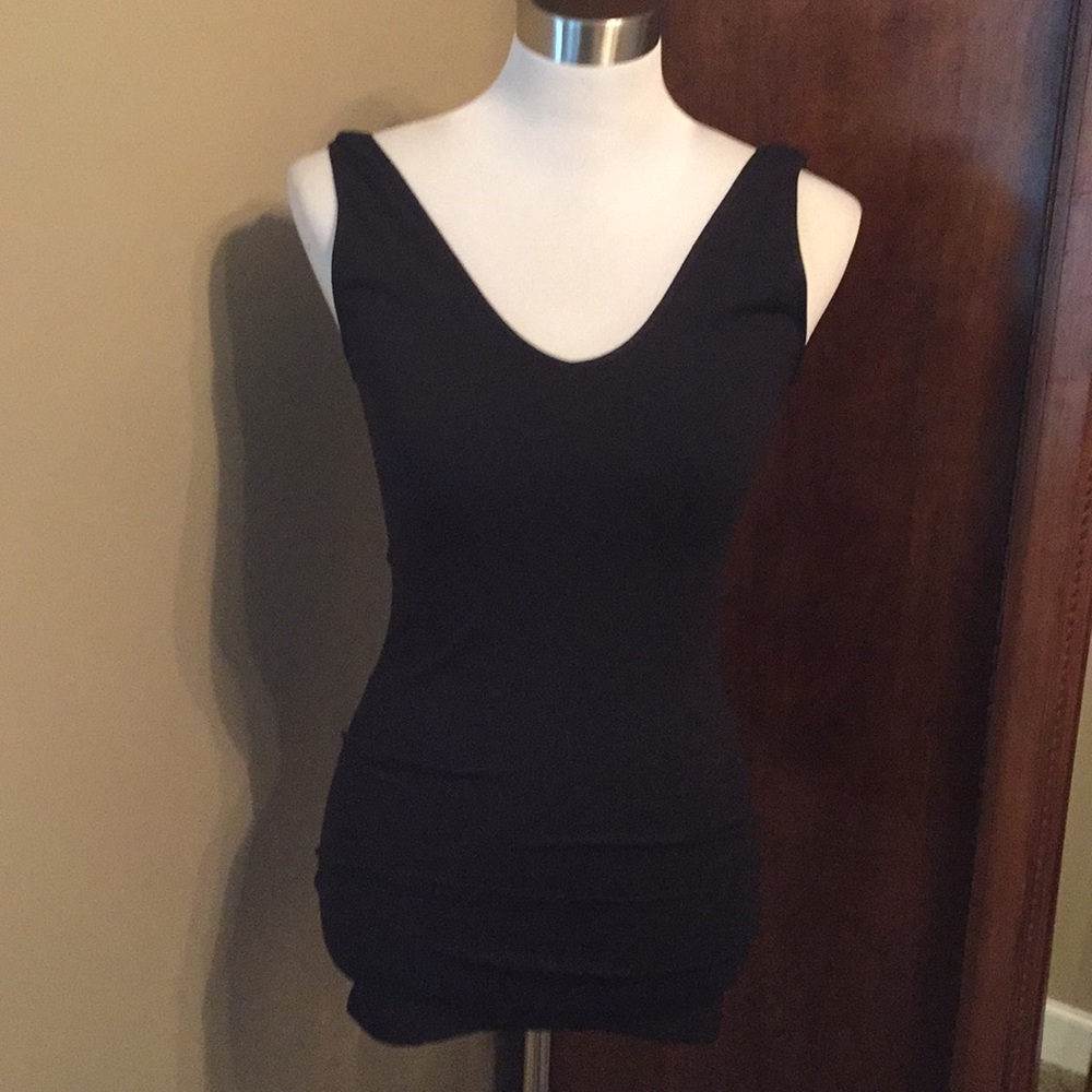 SOLD OUT- BLACK-Seamless Wear Reversible Tank